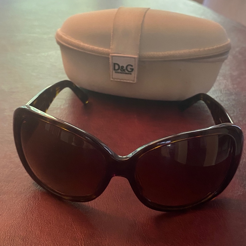 D&G Sunglasses DG 4003. Vintage with original case.